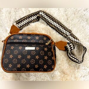 Floral Pattern Cross Body Purse